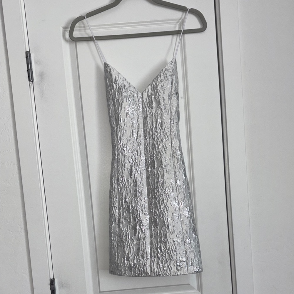 Alice + Olivia silver metallic size 2 mini dress